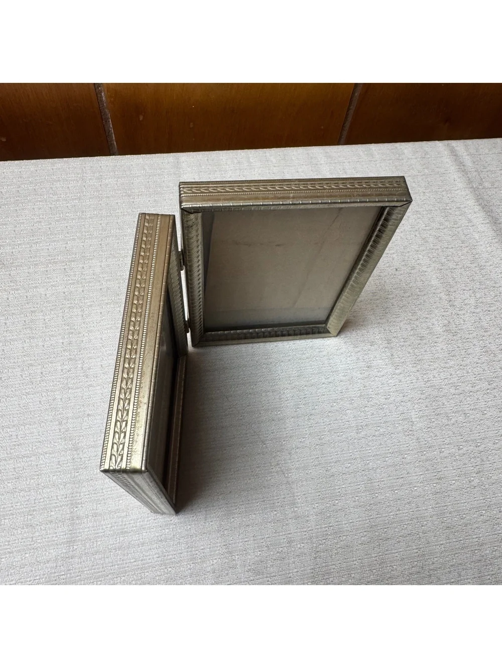 Vintage Brass Tone Double Hinged Picture Frame Holds Two 3.5x5 Photos